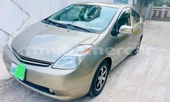 Buy Used Toyota Prius Other Car in Chbar Mon in Kampong Speu Province Buy Used Toyota Prius Other Car in Chbar Mon in Kampong Speu Province