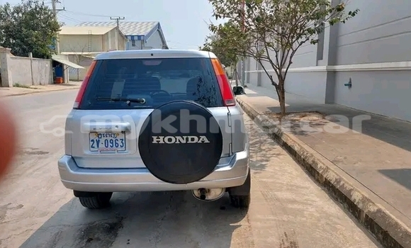 Buy Used Honda CR–V Other Car in Chbar Mon in Kampong Speu Province Buy Used Honda CR–V Other Car in Chbar Mon in Kampong Speu Province