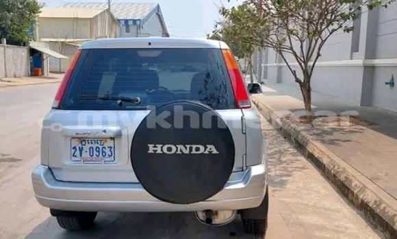 Buy Used Honda CR–V Other Car in Chbar Mon in Kampong Speu Province Buy Used Honda CR–V Other Car in Chbar Mon in Kampong Speu Province