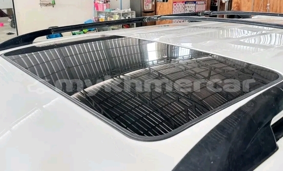 Buy Used Toyota Highlander White Car in Chbar Mon in Kampong Speu Province Buy Used Toyota Highlander White Car in Chbar Mon in Kampong Speu Province