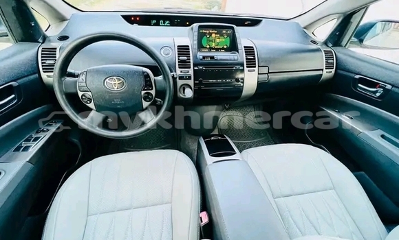 Buy Used Toyota Prius Other Car in Chbar Mon in Kampong Speu Province Buy Used Toyota Prius Other Car in Chbar Mon in Kampong Speu Province