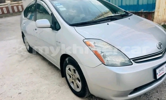 Buy Used Toyota Prius Other Car in Chbar Mon in Kampong Speu Province Buy Used Toyota Prius Other Car in Chbar Mon in Kampong Speu Province