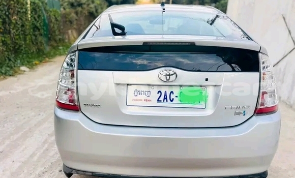 Buy Used Toyota Prius Other Car in Chbar Mon in Kampong Speu Province Buy Used Toyota Prius Other Car in Chbar Mon in Kampong Speu Province