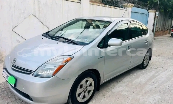 Buy Used Toyota Prius Other Car in Chbar Mon in Kampong Speu Province Buy Used Toyota Prius Other Car in Chbar Mon in Kampong Speu Province