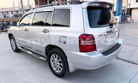 Buy Used Toyota Highlander Other Car in Chbar Mon in Kampong Speu Province Buy Used Toyota Highlander Other Car in Chbar Mon in Kampong Speu Province