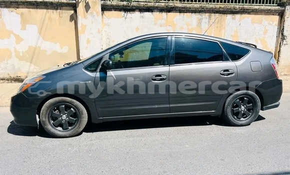 Buy Used Toyota Prius Black Car in Khŭm Sráng in Kampong Speu Province Buy Used Toyota Prius Black Car in Khŭm Sráng in Kampong Speu Province