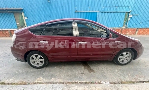 Buy Used Toyota Prius Red Car in Chbar Mon in Kampong Speu Province Buy Used Toyota Prius Red Car in Chbar Mon in Kampong Speu Province
