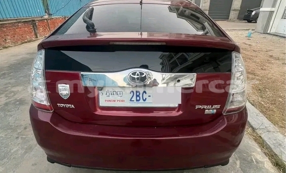 Buy Used Toyota Prius Red Car in Chbar Mon in Kampong Speu Province Buy Used Toyota Prius Red Car in Chbar Mon in Kampong Speu Province