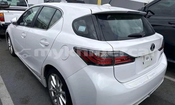 Buy Used Toyota Camry White Car in Chbar Mon in Kampong Speu Province Buy Used Toyota Camry White Car in Chbar Mon in Kampong Speu Province