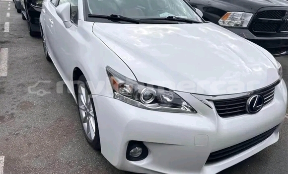Buy Used Toyota Camry White Car in Chbar Mon in Kampong Speu Province Buy Used Toyota Camry White Car in Chbar Mon in Kampong Speu Province