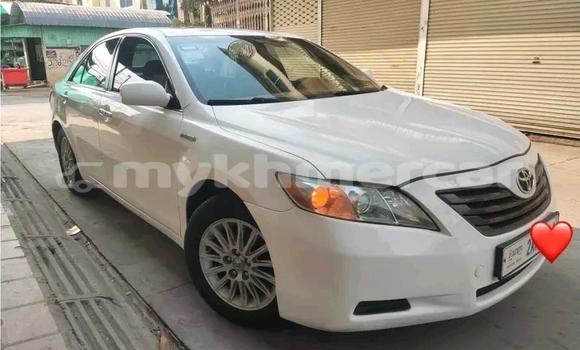 Buy Used Toyota Camry White Car in Chbar Mon in Kampong Speu Province Buy Used Toyota Camry White Car in Chbar Mon in Kampong Speu Province
