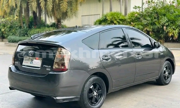 Buy Used Toyota Prius Other Car in Chbar Mon in Kampong Speu Province Buy Used Toyota Prius Other Car in Chbar Mon in Kampong Speu Province