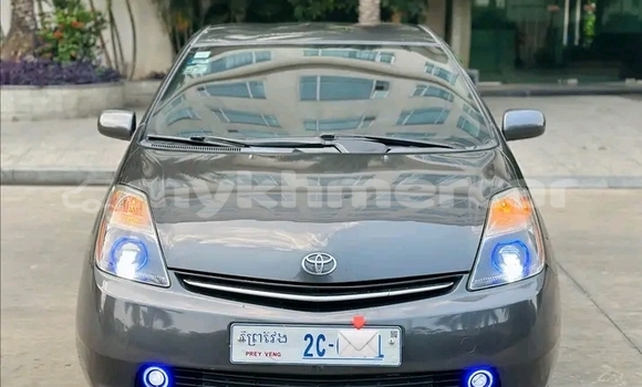 Buy Used Toyota Prius Other Car in Chbar Mon in Kampong Speu Province Buy Used Toyota Prius Other Car in Chbar Mon in Kampong Speu Province
