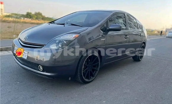 Buy Used Toyota Prius Black Car in Chbar Mon in Kampong Speu Province Buy Used Toyota Prius Black Car in Chbar Mon in Kampong Speu Province
