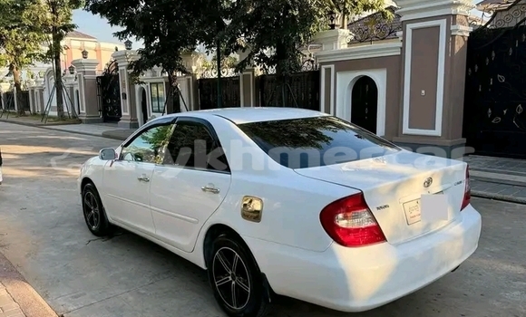 Buy Used Toyota Camry White Car in Chbar Mon in Kampong Speu Province Buy Used Toyota Camry White Car in Chbar Mon in Kampong Speu Province