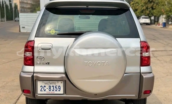 Buy Used Toyota RAV4 Other Car in Chbar Mon in Kampong Speu Province Buy Used Toyota RAV4 Other Car in Chbar Mon in Kampong Speu Province