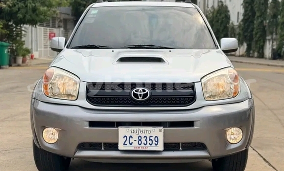 Buy Used Toyota RAV4 Other Car in Chbar Mon in Kampong Speu Province Buy Used Toyota RAV4 Other Car in Chbar Mon in Kampong Speu Province