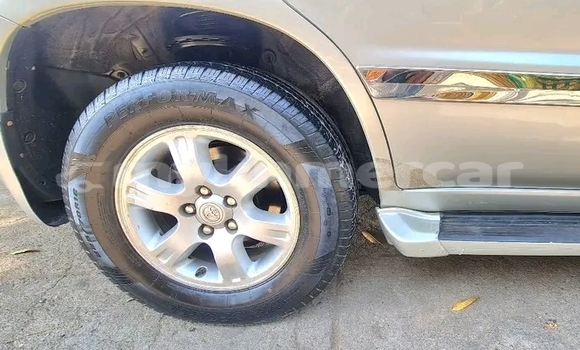 Buy Used Toyota Highlander Other Car in Chbar Mon in Kampong Speu Province Buy Used Toyota Highlander Other Car in Chbar Mon in Kampong Speu Province