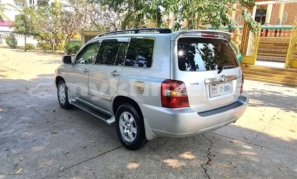 Buy Used Toyota Highlander Other Car in Chbar Mon in Kampong Speu Province Buy Used Toyota Highlander Other Car in Chbar Mon in Kampong Speu Province