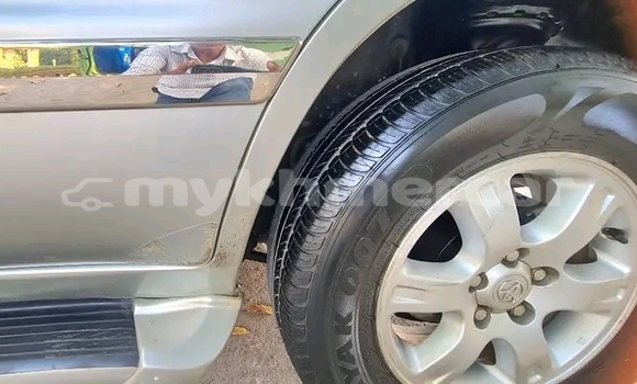 Buy Used Toyota Highlander Other Car in Chbar Mon in Kampong Speu Province Buy Used Toyota Highlander Other Car in Chbar Mon in Kampong Speu Province