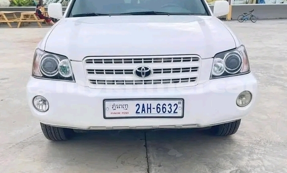 ទិញ បានប្រើ Toyota Highlander White ឡាន} ក្នុង Chbar Mon ក្នុង Kampong Speu Province ទិញ បានប្រើ Toyota Highlander White ឡាន} ក្នុង Chbar Mon ក្នុង Kampong Speu Province