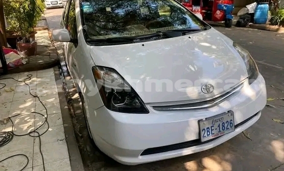 ទិញ បានប្រើ Toyota Prius White ឡាន} ក្នុង Chbar Mon ក្នុង Kampong Speu Province ទិញ បានប្រើ Toyota Prius White ឡាន} ក្នុង Chbar Mon ក្នុង Kampong Speu Province