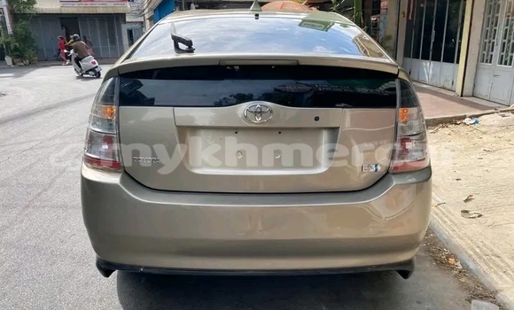 Buy Used Toyota Prius Other Car in Chbar Mon in Kampong Speu Province Buy Used Toyota Prius Other Car in Chbar Mon in Kampong Speu Province