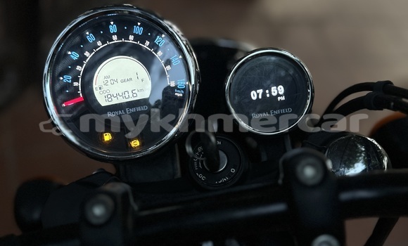 Buy Used Royal Enfield CLASSIC Red Bike in Phnom Penh in Phnom Penh Buy Used Royal Enfield CLASSIC Red Bike in Phnom Penh in Phnom Penh