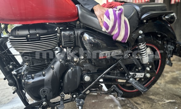 Acheter Occasion Moto Royal Enfield CLASSIC Rouge à Phnom Penh, Phnom Penh Acheter Occasion Moto Royal Enfield CLASSIC Rouge à Phnom Penh, Phnom Penh