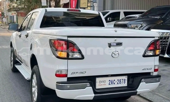 Buy Used Mazda BT-50 White Car in Prey Veng in Prey Veng Province Buy Used Mazda BT-50 White Car in Prey Veng in Prey Veng Province