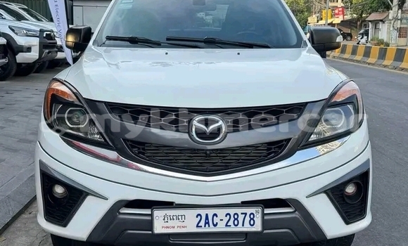 Buy Used Mazda BT-50 White Car in Prey Veng in Prey Veng Province Buy Used Mazda BT-50 White Car in Prey Veng in Prey Veng Province
