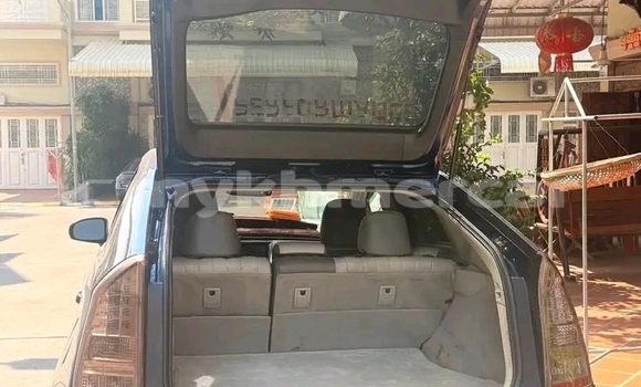 Buy Used Toyota Prius Other Car in Chbar Mon in Kampong Speu Province Buy Used Toyota Prius Other Car in Chbar Mon in Kampong Speu Province