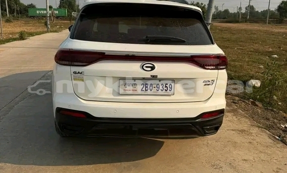 Buy Used GAC Trumpchi GS8 White Car in Chbar Mon in Kampong Speu Province Buy Used GAC Trumpchi GS8 White Car in Chbar Mon in Kampong Speu Province