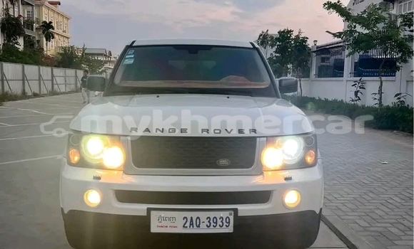 Buy Used Range Rover Range Rover White Car in Chbar Mon in Kampong Speu Province Buy Used Range Rover Range Rover White Car in Chbar Mon in Kampong Speu Province