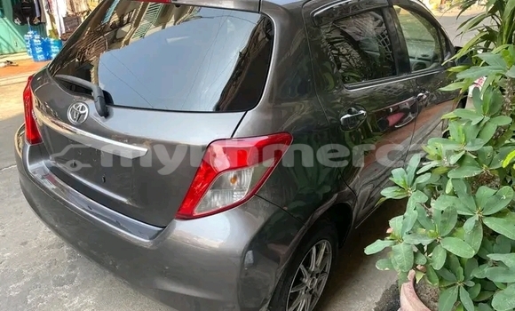 Buy Used Toyota Vitz Other Car in Chbar Mon in Kampong Speu Province Buy Used Toyota Vitz Other Car in Chbar Mon in Kampong Speu Province