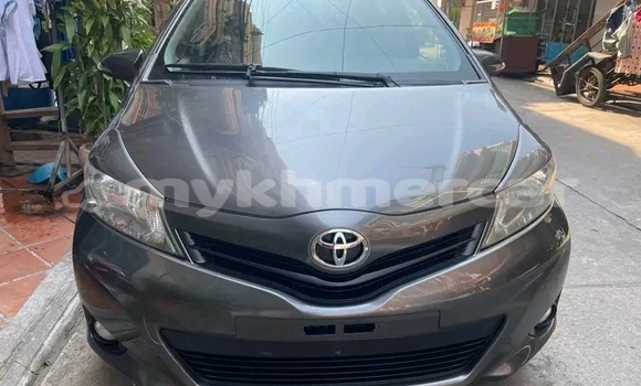 Buy Used Toyota Vitz Other Car in Chbar Mon in Kampong Speu Province Buy Used Toyota Vitz Other Car in Chbar Mon in Kampong Speu Province