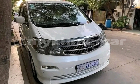 Buy Used Toyota Alphard White Car in Chbar Mon in Kampong Speu Province Buy Used Toyota Alphard White Car in Chbar Mon in Kampong Speu Province