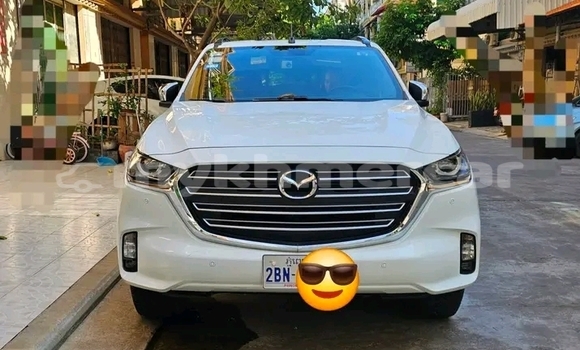 Buy Used Mazda BT-50 White Car in Chbar Mon in Kampong Speu Province Buy Used Mazda BT-50 White Car in Chbar Mon in Kampong Speu Province