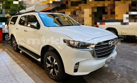 Buy Used Mazda BT-50 White Car in Chbar Mon in Kampong Speu Province Buy Used Mazda BT-50 White Car in Chbar Mon in Kampong Speu Province