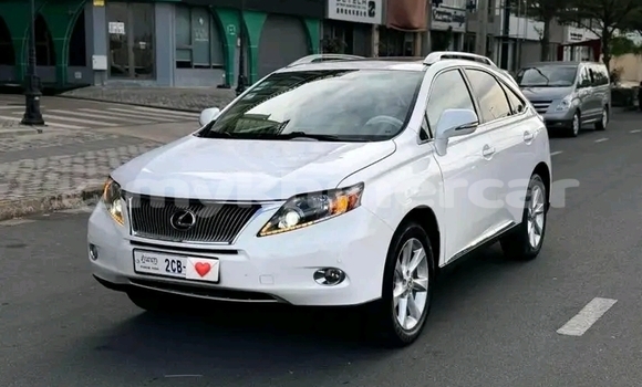 Buy Used Lexus RX 350 White Car in Chbar Mon in Kampong Speu Province Buy Used Lexus RX 350 White Car in Chbar Mon in Kampong Speu Province