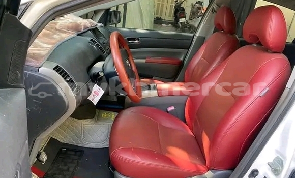 Buy Used Toyota Tundra White Car in Chbar Mon in Kampong Speu Province Buy Used Toyota Tundra White Car in Chbar Mon in Kampong Speu Province