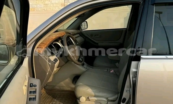 Buy Used Toyota Highlander Other Car in Chbar Mon in Kampong Speu Province Buy Used Toyota Highlander Other Car in Chbar Mon in Kampong Speu Province