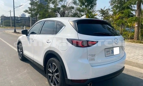 Buy Used Mazda CX-5 White Car in Chbar Mon in Kampong Speu Province Buy Used Mazda CX-5 White Car in Chbar Mon in Kampong Speu Province