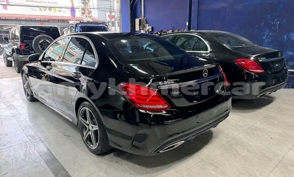 Buy Used Mercedes-Benz C250 coupe Black Car in Chbar Mon in Kampong Speu Province Buy Used Mercedes-Benz C250 coupe Black Car in Chbar Mon in Kampong Speu Province