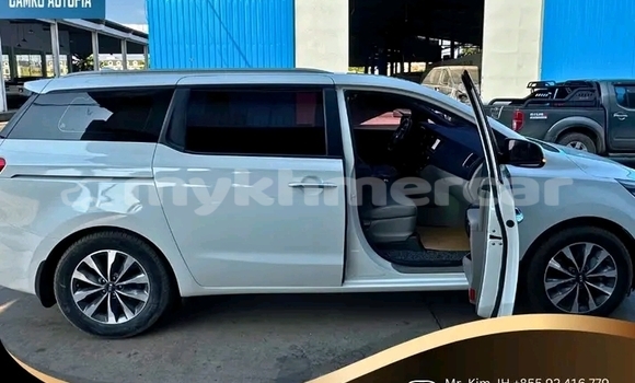 Buy Used Kia Carnival White Car in Khemarak Phoumin in Koh Kong Province Buy Used Kia Carnival White Car in Khemarak Phoumin in Koh Kong Province