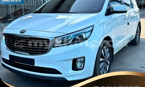 Buy Used Kia Carnival White Car in Khemarak Phoumin in Koh Kong Province Buy Used Kia Carnival White Car in Khemarak Phoumin in Koh Kong Province