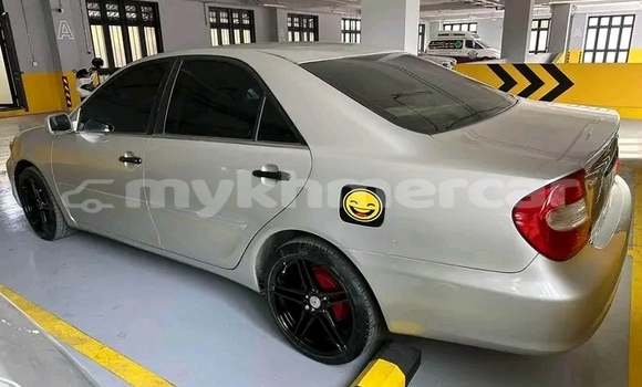 Buy Used Toyota Camry White Car in Chbar Mon in Kampong Speu Province Buy Used Toyota Camry White Car in Chbar Mon in Kampong Speu Province