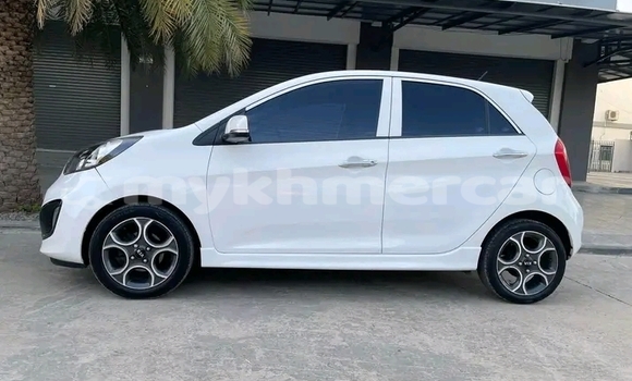 Buy Used Kia Morning White Car in Chbar Mon in Kampong Speu Province Buy Used Kia Morning White Car in Chbar Mon in Kampong Speu Province