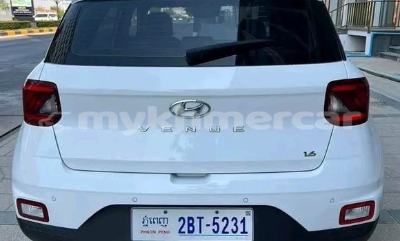 Buy Used Hyundai Verna White Car in Chbar Mon in Kampong Speu Province Buy Used Hyundai Verna White Car in Chbar Mon in Kampong Speu Province