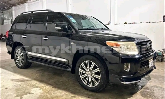 Buy Used Toyota Land Cruiser Black Car in Chbar Mon in Kampong Speu Province Buy Used Toyota Land Cruiser Black Car in Chbar Mon in Kampong Speu Province